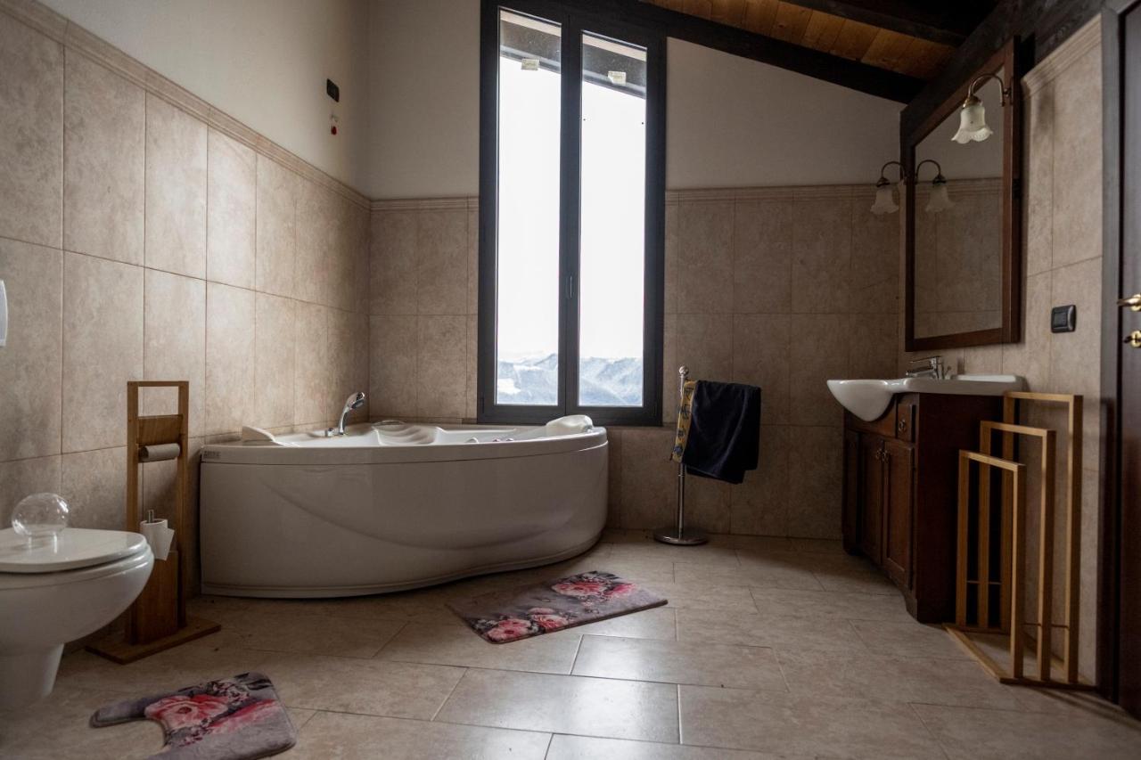 Villa Cavalieri In Vedriano Roncovetro ภายนอก รูปภาพ